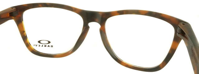 FROGSKINSオークリーメガネ8137A-06-S55
