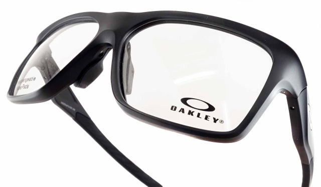 オークリーメガネ度付きバーサフューズスクエア8201-01-S58