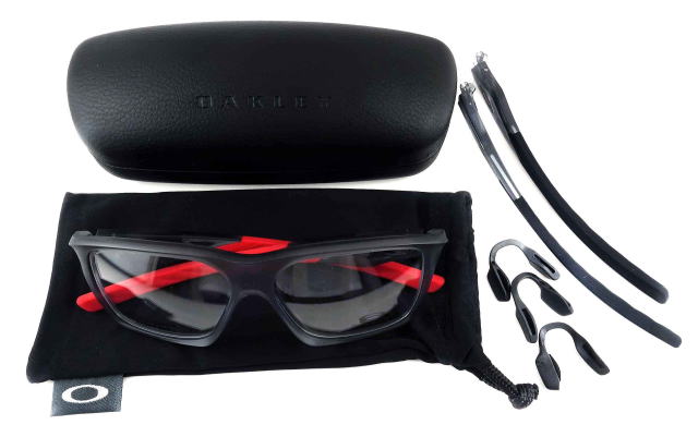 オークリー度付きスポーツメガネ8201-02-S56