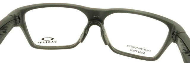スポーツ度入りメガネオークリー8201-04-S58
